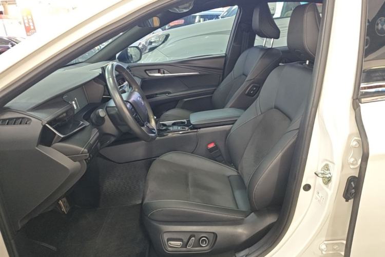 Used Toyota Camry 2024 Dual-Motor 2.0 HXS Sport Plus Edition Left Front Seat