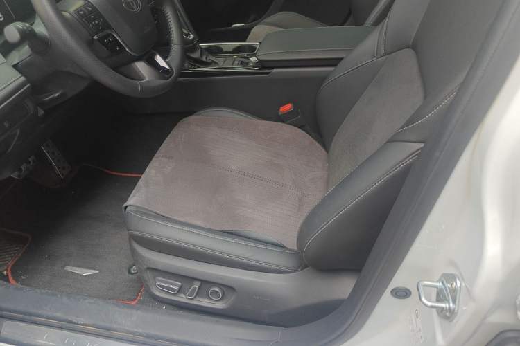 Used Toyota Camry 2024 Dual-Motor 2.0HS Sport Edition Left Front Seat