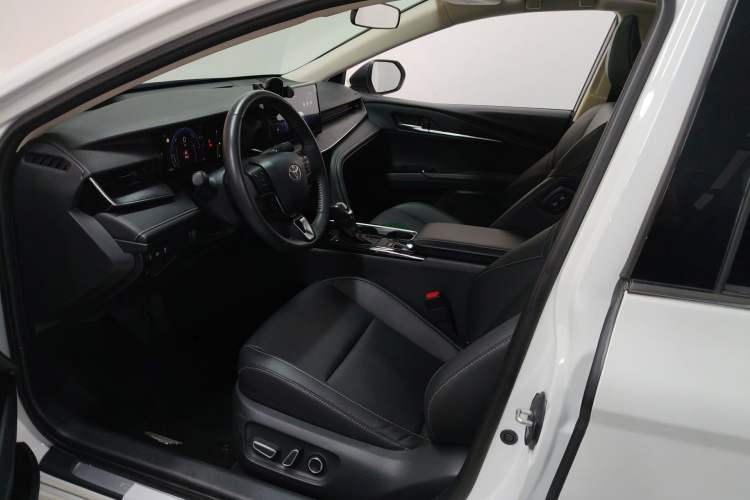 Used Toyota Camry 2024 Dual-Motor 2.0 HGVP Luxury Edition Left Front Seat