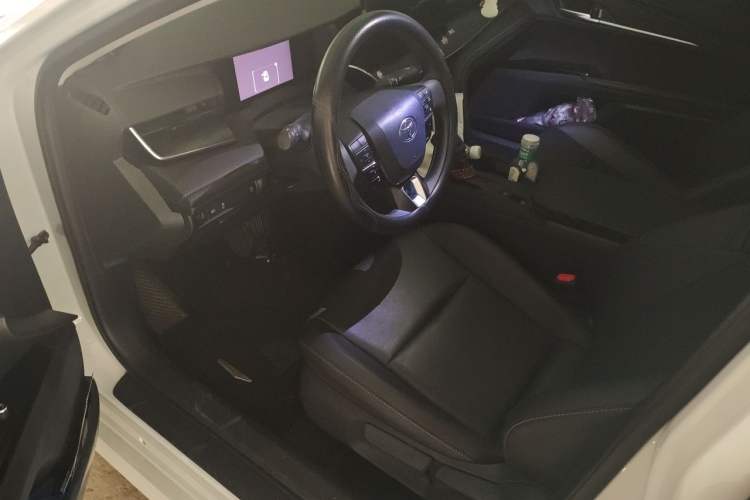 Used Toyota Camry 2024 2.0E Elite Edition Left Front Seat