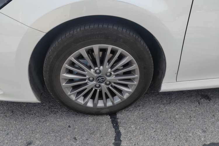 Used Toyota Camry 2024 Dual-Motor 2.0 HE Elite Edition Left Front Wheel Hub