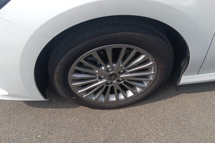 Used Toyota Camry 2024 Dual-Motor 2.0 HGVP Luxury Edition Left Front Wheel Hub