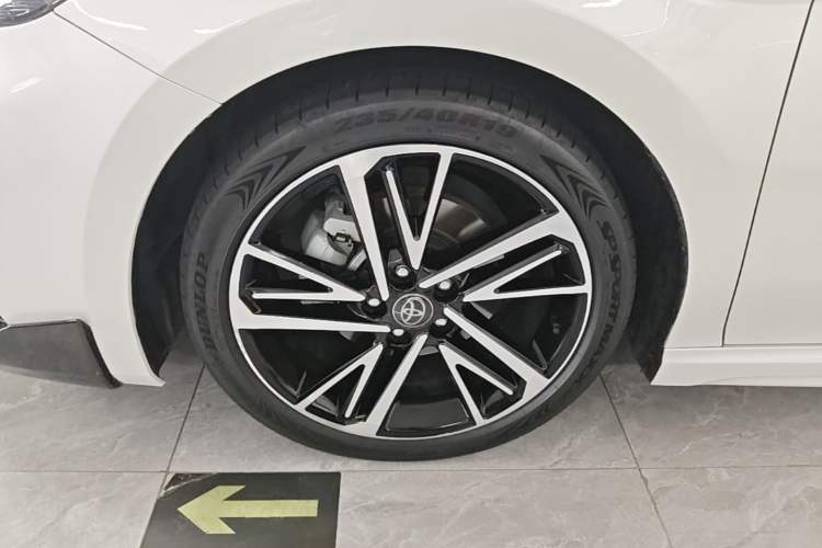 Used Toyota Camry 2024 2.0S Sport Edition Left Front Wheel Hub