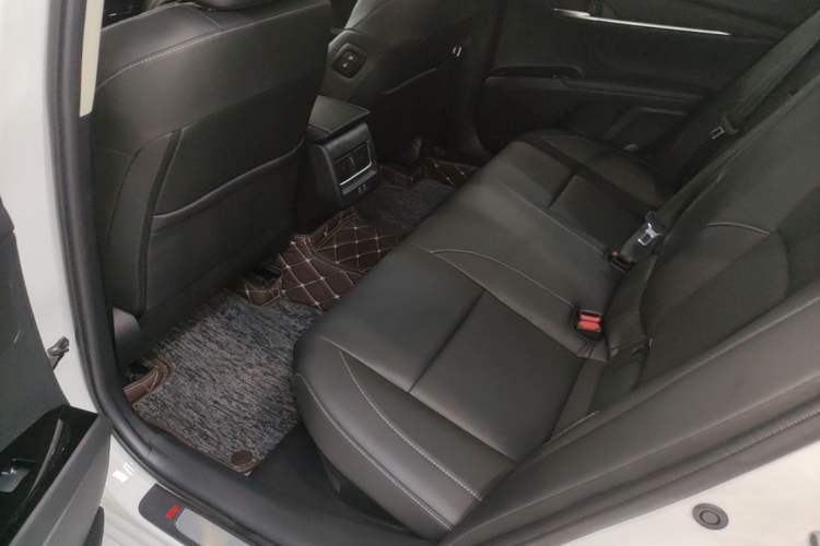 Used Toyota Camry 2024 Dual-Motor 2.0 HGVP Luxury Edition Left Rear Seat
