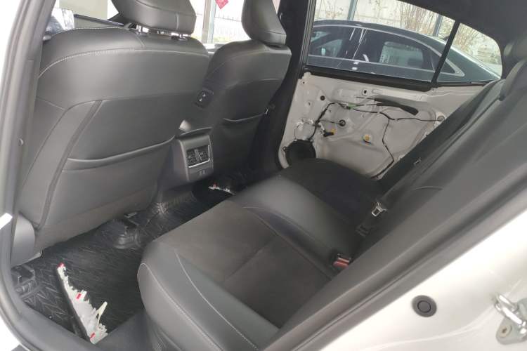 Used Toyota Camry 2024 Dual-Motor 2.0HS Sport Edition Left Rear Seat