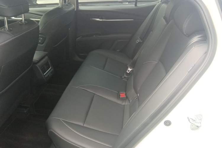 Used Toyota Camry 2024 Dual-Motor 2.0 HGVP Luxury Edition Left Rear Seat