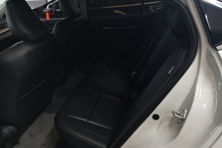 Used Toyota Camry 2024 Dual-Motor 2.0 HE Elite Edition Left Rear Seat