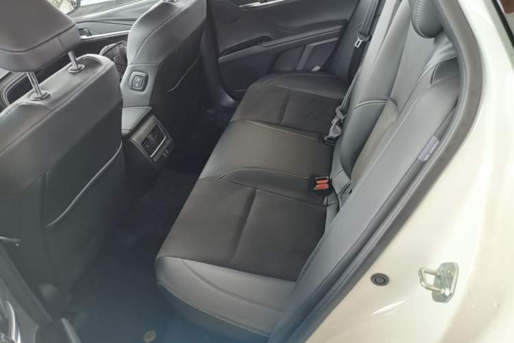 Used Toyota Camry 2024 Dual-Motor 2.0 HXS Sport Plus Edition Left Rear Seat