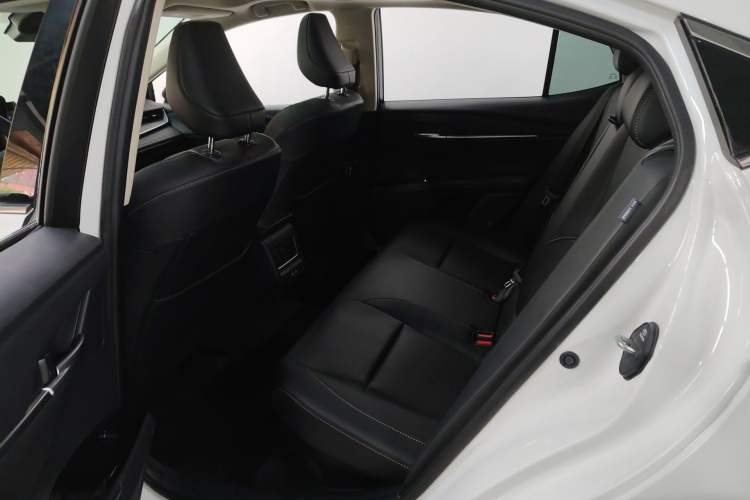 Used Toyota Camry 2024 Dual-Motor 2.0 HGVP Luxury Edition Left Rear Seat