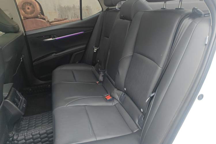 Used Toyota Camry 2024 Dual-Motor 2.0 HG Premium Edition Left Rear Seat