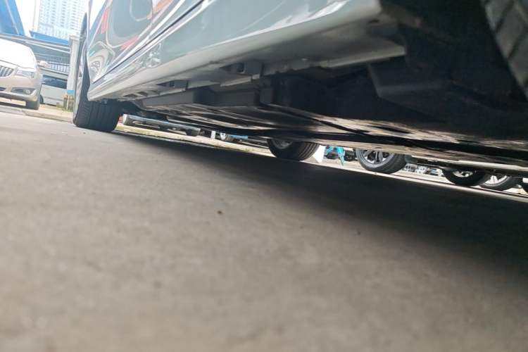 Used Toyota Camry 2024 2.0G Prestige Edition Left Side Sill