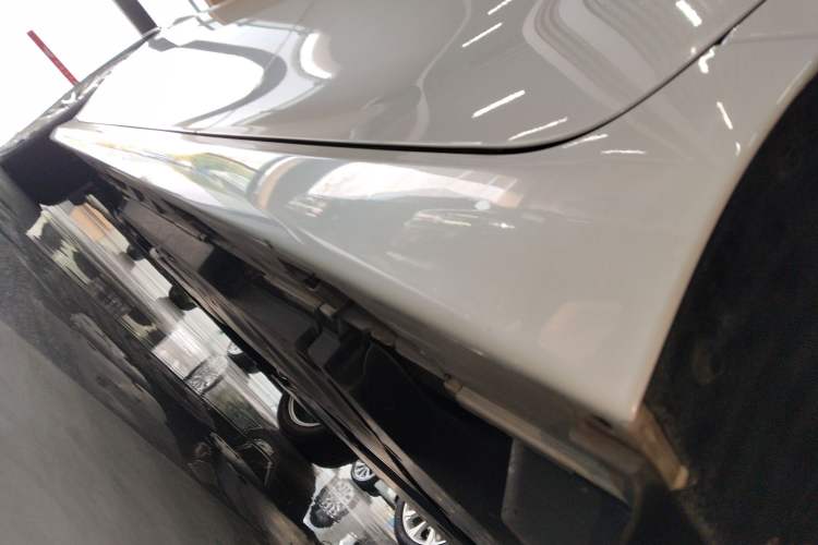 Used Toyota Camry 2024 Dual-Motor 2.0 HGVP Luxury Edition Left Side Sill