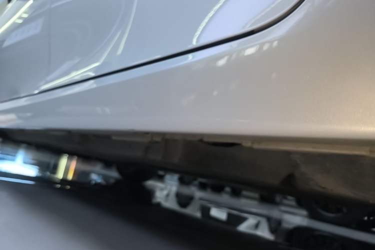 Used Toyota Camry 2024 Dual-Motor 2.0 HG Premium Edition Left Side Sill