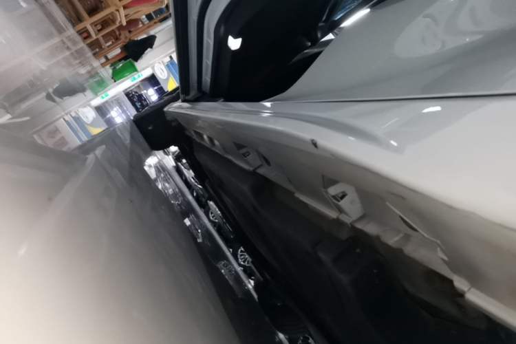 Used Toyota Camry 2024 Dual-Motor 2.0HS Sport Edition Left Side Sill