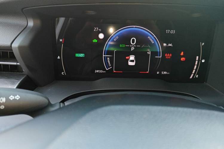 Used Toyota Camry 2024 Dual-Motor 2.0 HGVP Luxury Edition Odometer Close Up