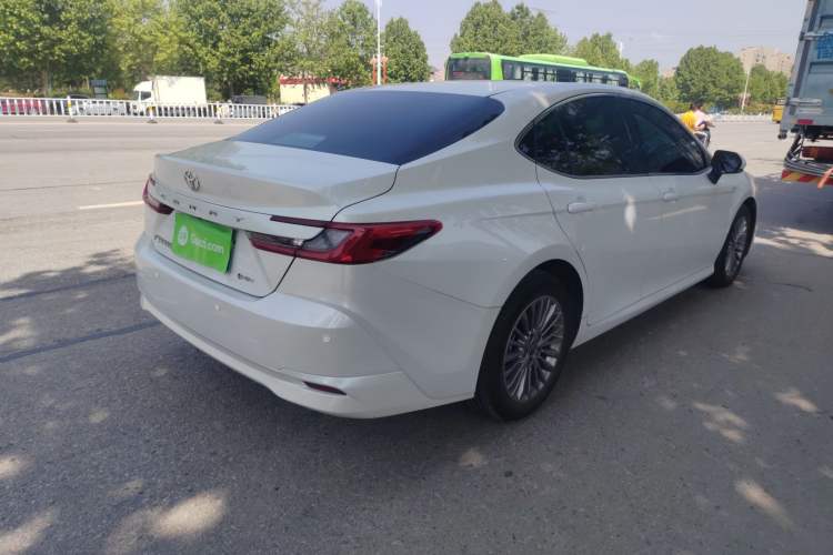 Used Toyota Camry 2024 Dual-Motor 2.0 HE Elite Edition Rear Right 45 Deg