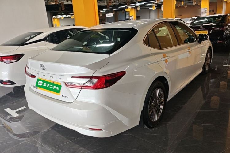 Used Toyota Camry 2024 Dual-Motor 2.0 HE Elite Edition Rear Right 45 Deg