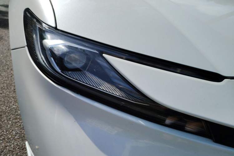 Used Toyota Camry 2024 Dual-Motor 2.0 HXS Sport Plus Edition Right Front Headlight