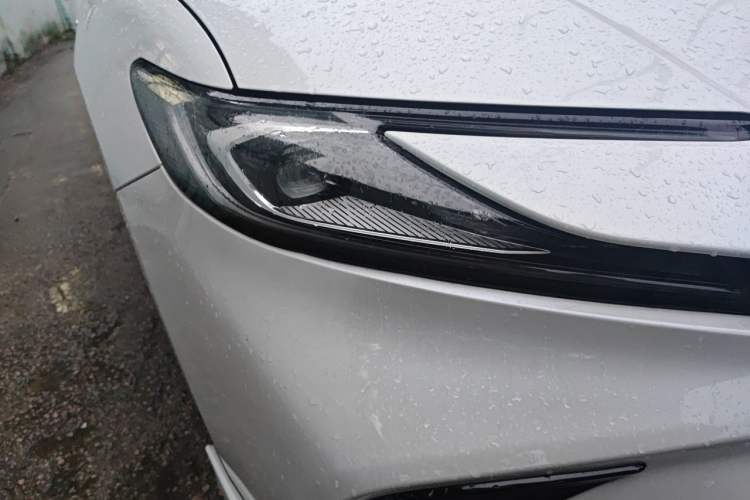 Used Toyota Camry 2024 Dual-Motor 2.0 HXS Sport Plus Edition Right Front Headlight