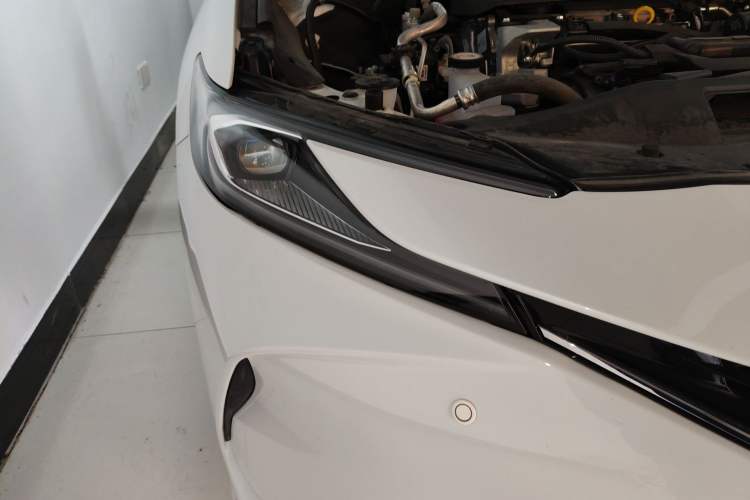 Used Toyota Camry 2024 Dual-Motor 2.0 HGVP Luxury Edition Right Front Headlight