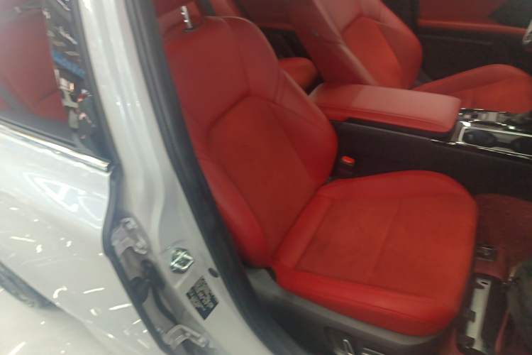Used Toyota Camry 2024 Dual-Motor 2.0HS Sport Edition Right Front Seat