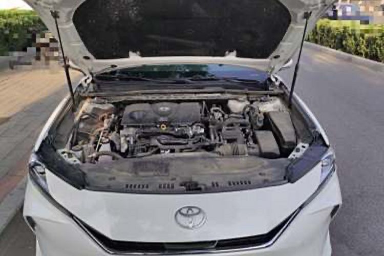 Used Toyota Camry 2024 Dual-Motor 2.0 HE Elite Edition Right Front Seat