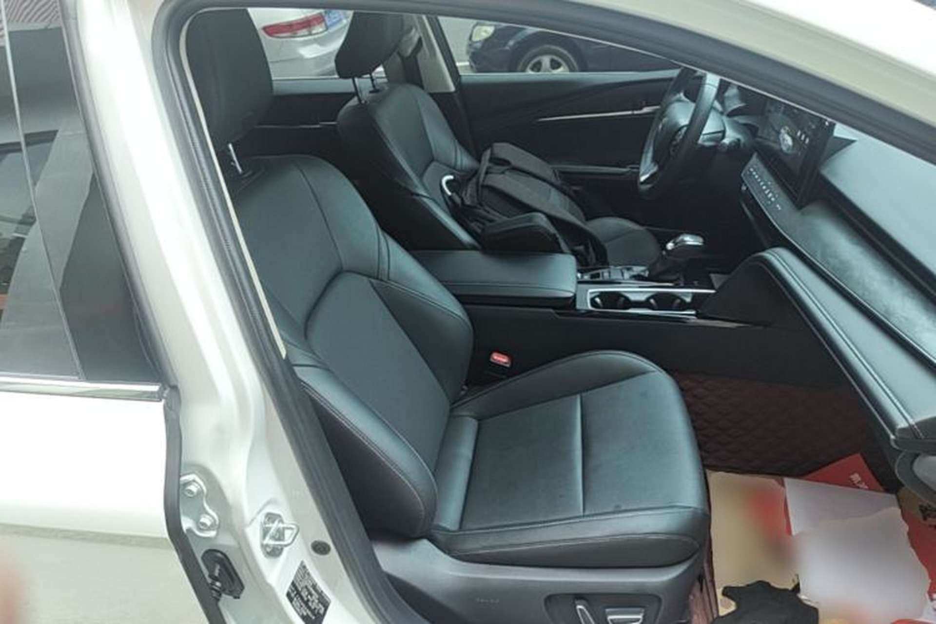 Used Toyota Camry 2024 2.0 GVP Luxury Edition Right Front Seat