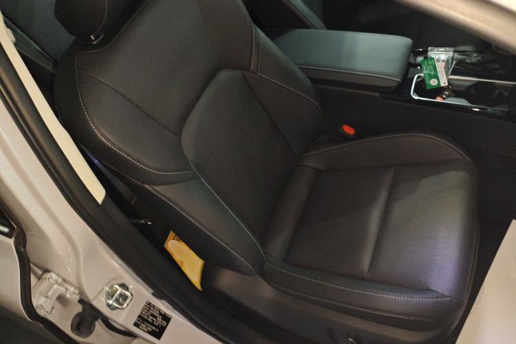 Used Toyota Camry 2024 Dual-Engine 2.5HG Prestige Edition Right Front Seat