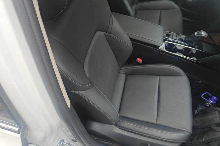 Used Toyota Camry 2024 Dual-Motor 2.0 HG Premium Edition Right Front Seat