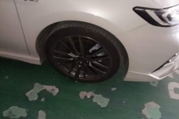 Used Toyota Camry 2024 Dual-Motor 2.0 HXS Sport Plus Edition Right Front Wheel Hub