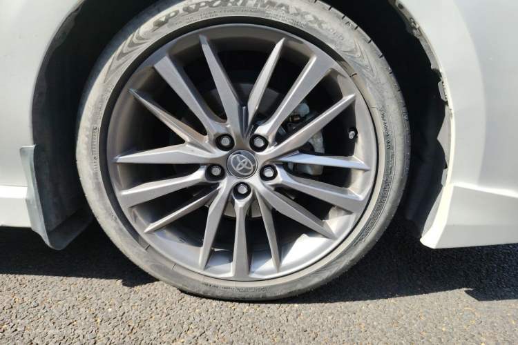 Used Toyota Camry 2024 Dual-Motor 2.0 HXS Sport Plus Edition Right Front Wheel Hub