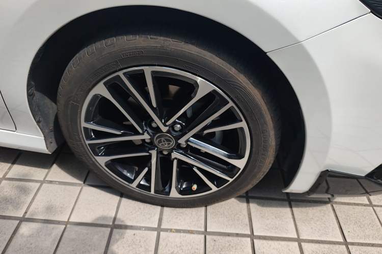 Used Toyota Camry 2024 Dual-Engine 2.5HG Prestige Edition Right Front Wheel Hub