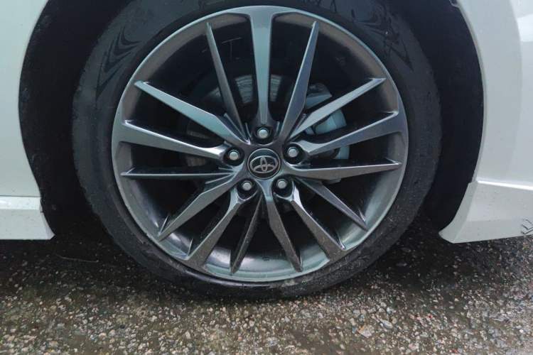 Used Toyota Camry 2024 Dual-Motor 2.0 HXS Sport Plus Edition Right Front Wheel Hub