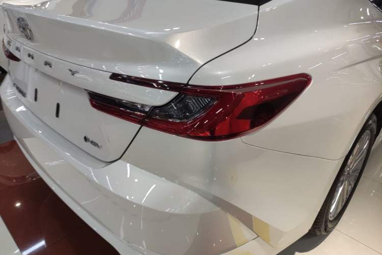 Used Toyota Camry 2024 Dual-Motor 2.0 HGVP Luxury Edition Right Rear Taillight