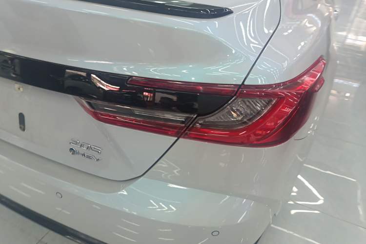 Used Toyota Camry 2024 Dual-Motor 2.0HS Sport Edition Right Rear Taillight