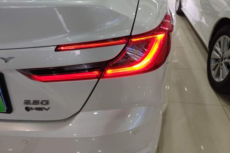 Used Toyota Camry 2024 Dual-Engine 2.5HG Prestige Edition Right Rear Taillight