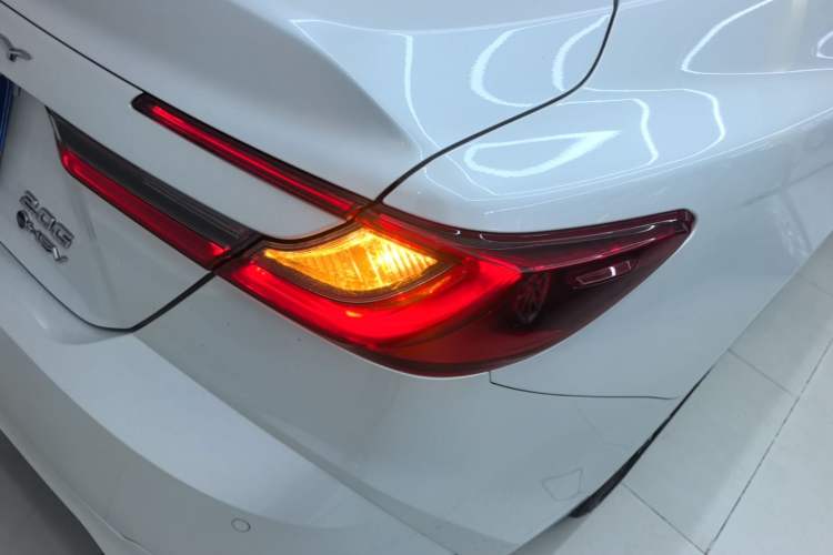 Used Toyota Camry 2024 Dual-Motor 2.0 HG Premium Edition Right Rear Taillight
