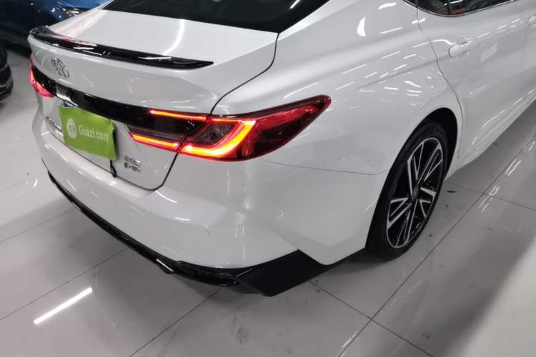 Used Toyota Camry 2024 Dual-Motor 2.0HS Sport Edition Right Rear Taillight