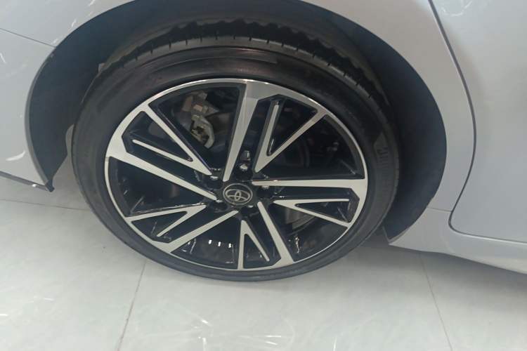 Used Toyota Camry 2024 Dual-Motor 2.0HS Sport Edition Right Rear Wheel Hub