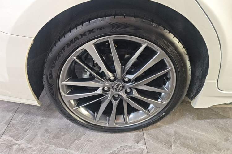 Used Toyota Camry 2024 Dual-Motor 2.0 HXS Sport Plus Edition Right Rear Wheel Hub