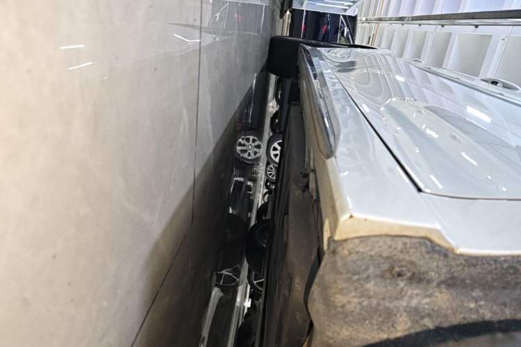 Used Toyota Camry 2024 Dual-Motor 2.0 HXS Sport Plus Edition Right Side Sill