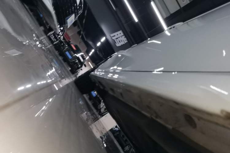 Used Toyota Camry 2024 Dual-Motor 2.0HS Sport Edition Right Side Sill