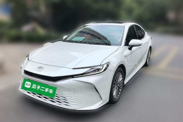 Used Toyota Camry 2024 Dual-Motor 2.0 HE Elite Edition