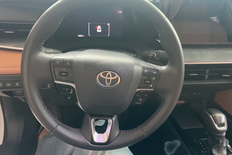 Used Toyota Camry 2024 2.0 GVP Luxury Edition Steering Wheel