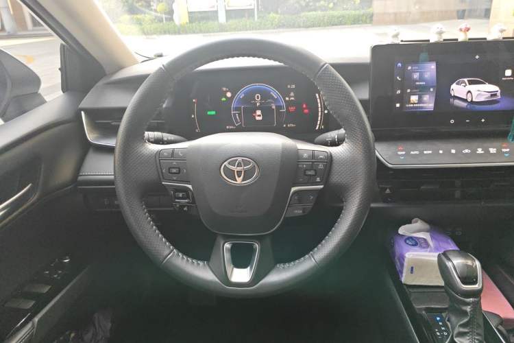 Used Toyota Camry 2024 Dual-Motor 2.0 HGVP Luxury Edition Steering Wheel
