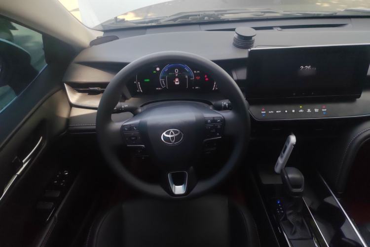 Used Toyota Camry 2024 Dual-Motor 2.0 HE Elite Edition Steering Wheel