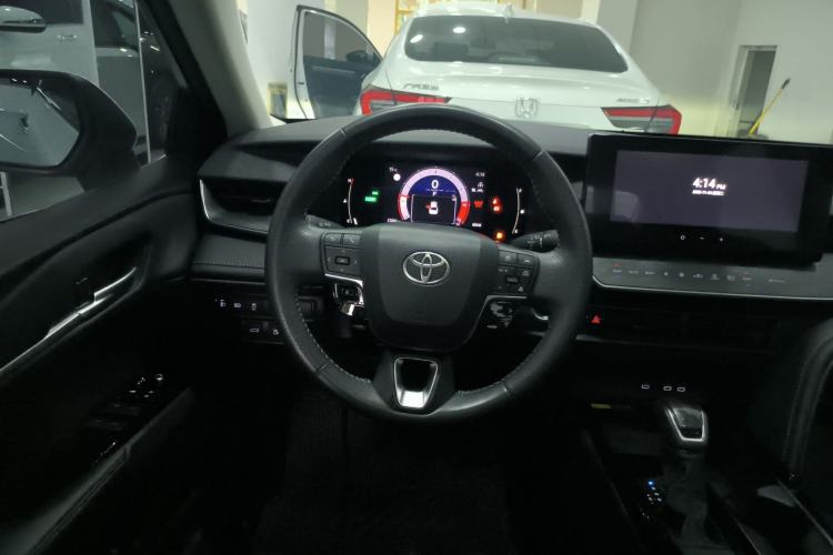 Used Toyota Camry 2024 Dual-Motor 2.0 HGVP Luxury Edition Steering Wheel