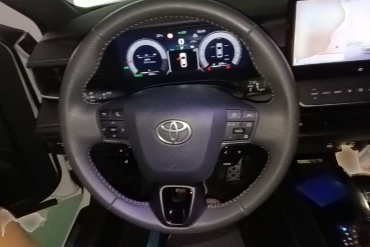 Used Toyota Camry 2024 Dual-Motor 2.0 HXS Sport Plus Edition Steering Wheel