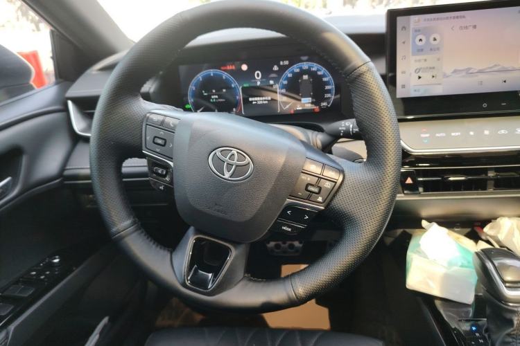 Used Toyota Camry 2024 Dual-Motor 2.0 HXS Sport Plus Edition Steering Wheel