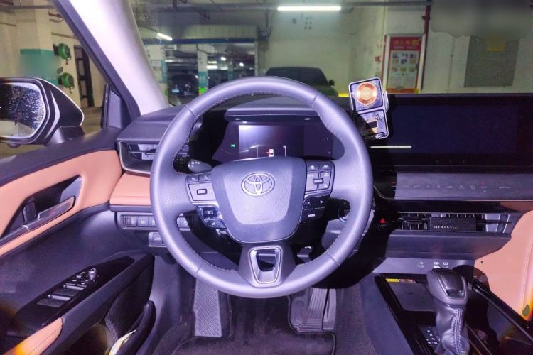 Used Toyota Camry 2024 2.0 GVP Luxury Edition Steering Wheel